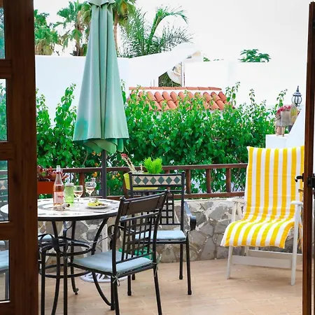 מלון דירות Geranios, Close To Beach, Puerto Colon, Yellowcat 2