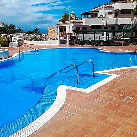 Geranios, Close To Beach, Puerto Colon, Yellowcat 2 Aparthotel Costa Adeje (Tenerife)
