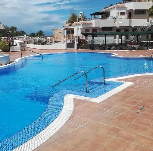 Geranios, Close To Beach, Puerto Colon, Yellowcat 2 Apartmanhotel Costa Adeje (Tenerife)